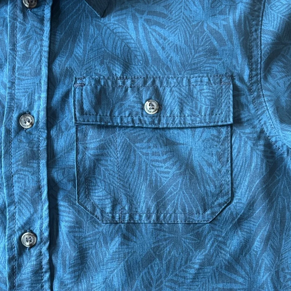 Avalanche Outdoor Supply Co Teal Palm Patterned Short Sleeve Shirt - Picture 4 of 8